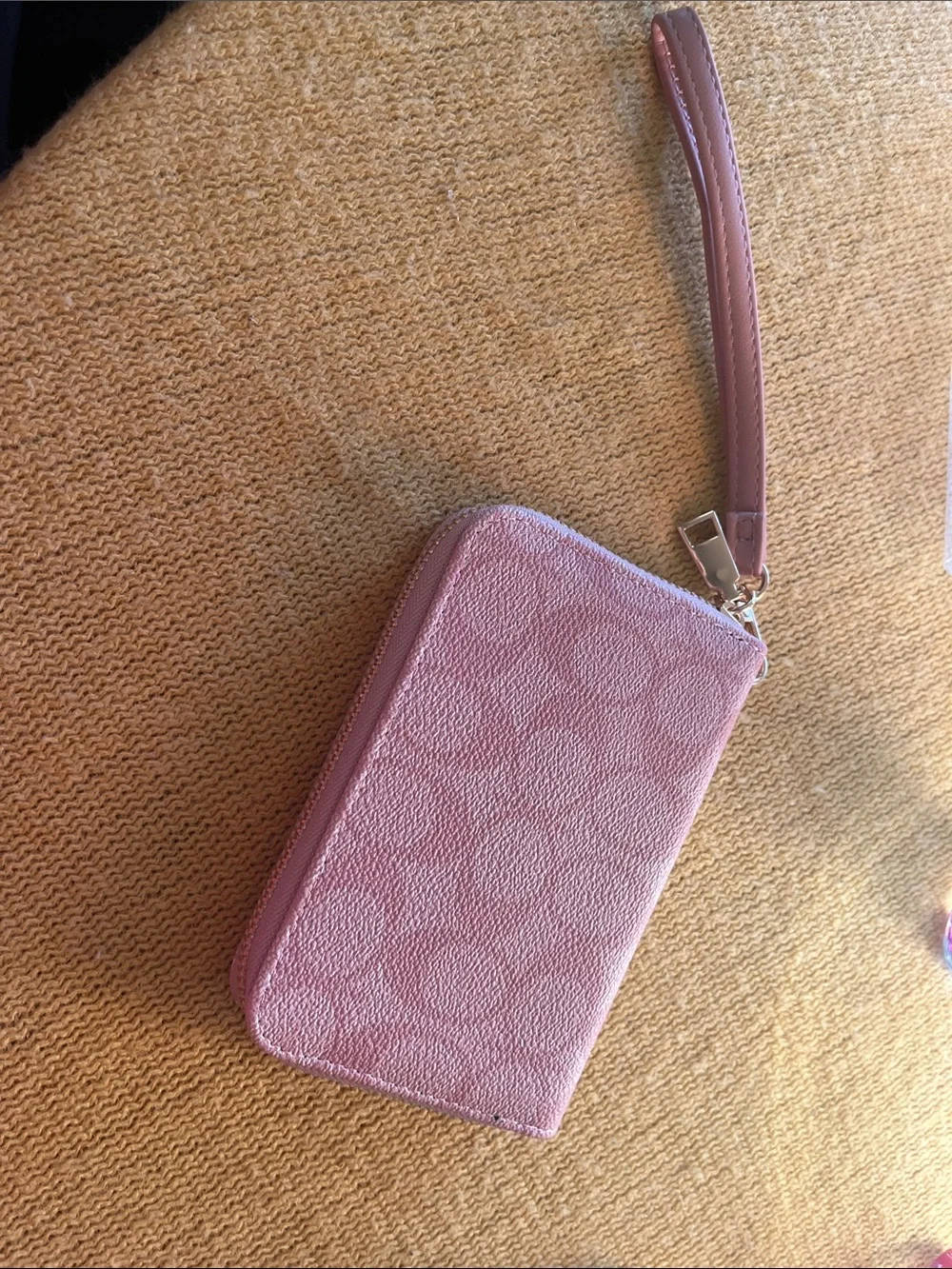 Women's Pink Wristlet Wallet